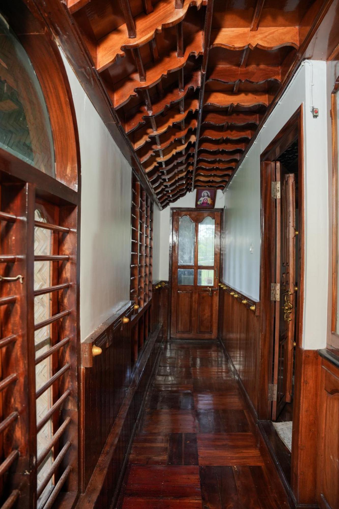 הוילה קומרקום Rajahamsam Houseboat מראה חיצוני תמונה